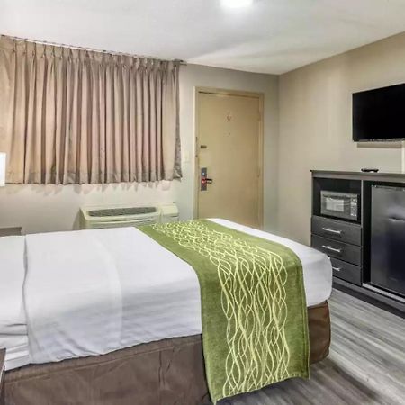 Americas Best Value Inn Opelika Exterior foto