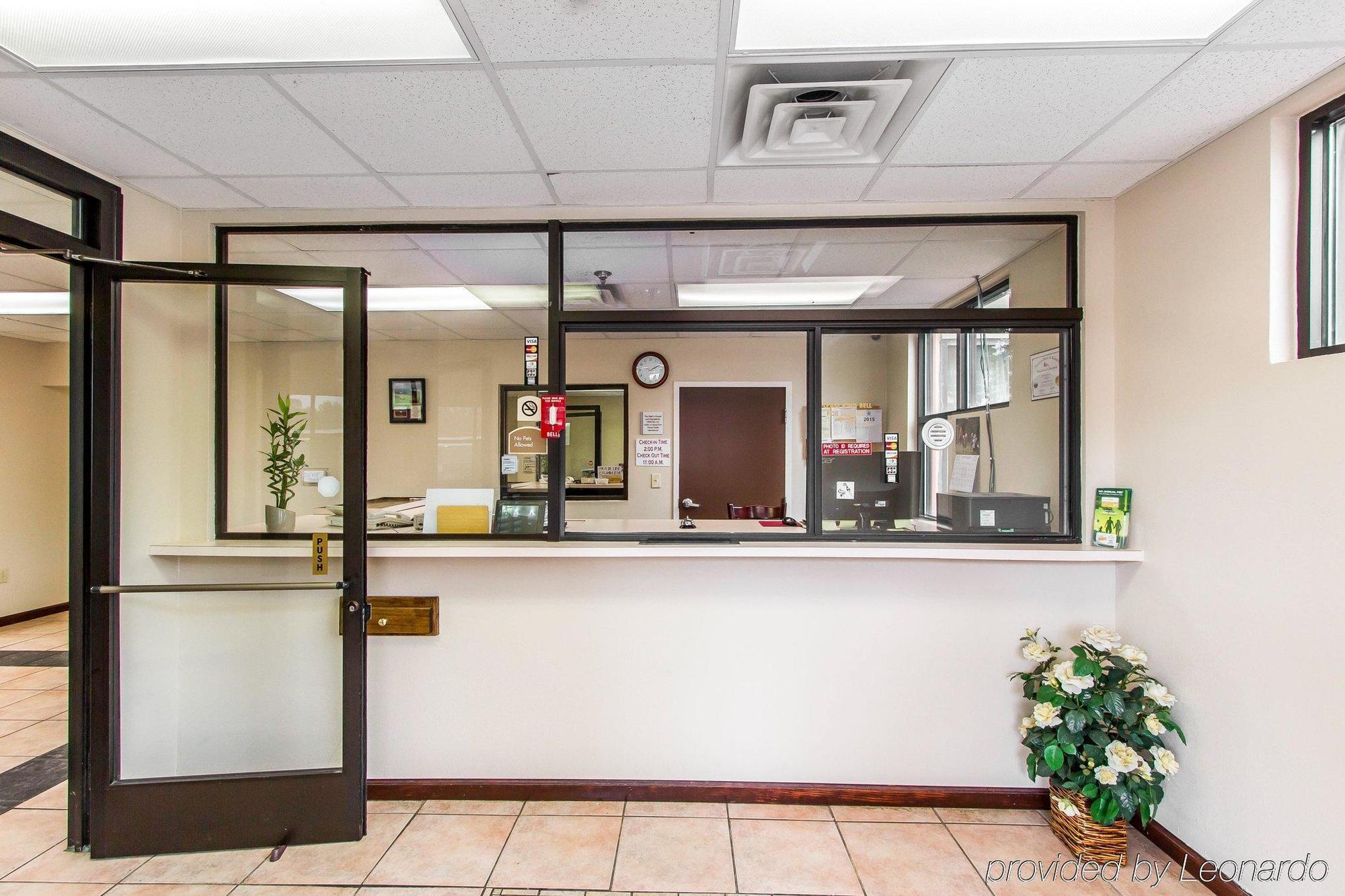 Americas Best Value Inn Opelika Exterior foto