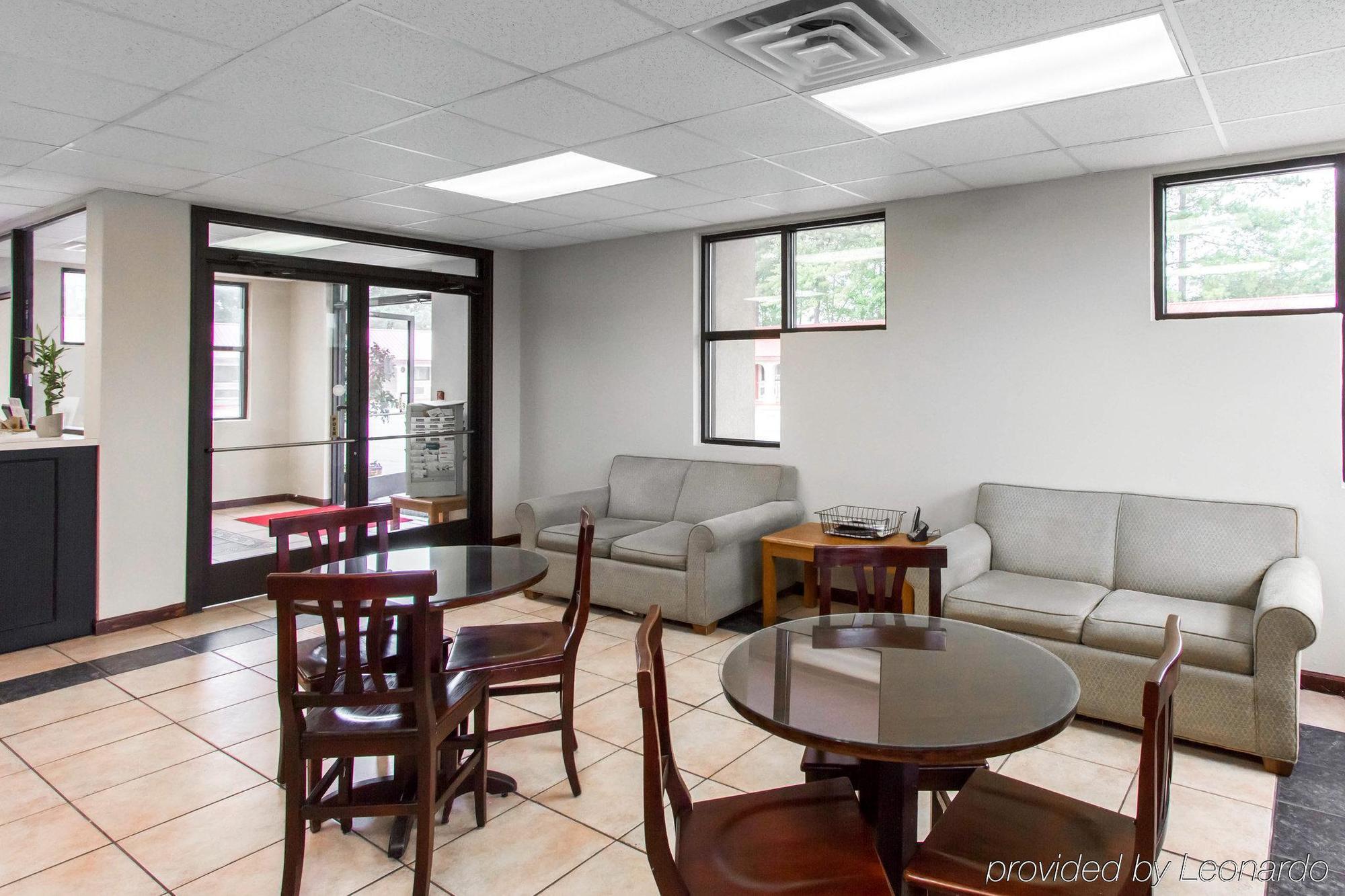 Americas Best Value Inn Opelika Exterior foto