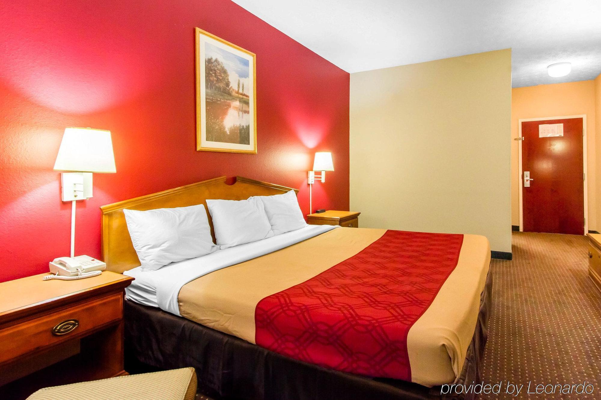Americas Best Value Inn Opelika Exterior foto