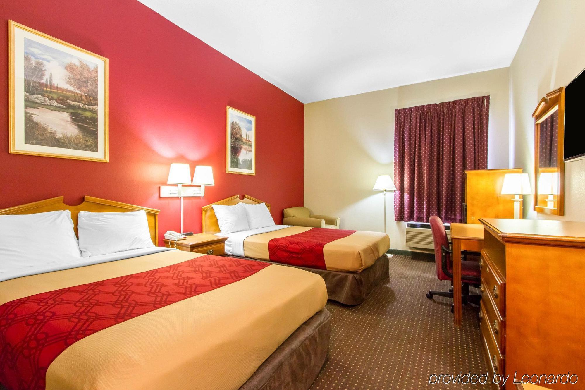 Americas Best Value Inn Opelika Exterior foto