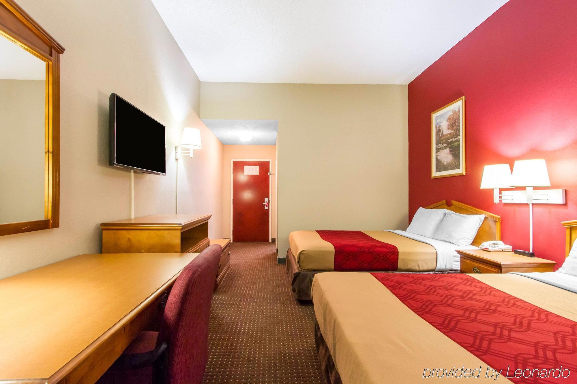 Americas Best Value Inn Opelika Exterior foto