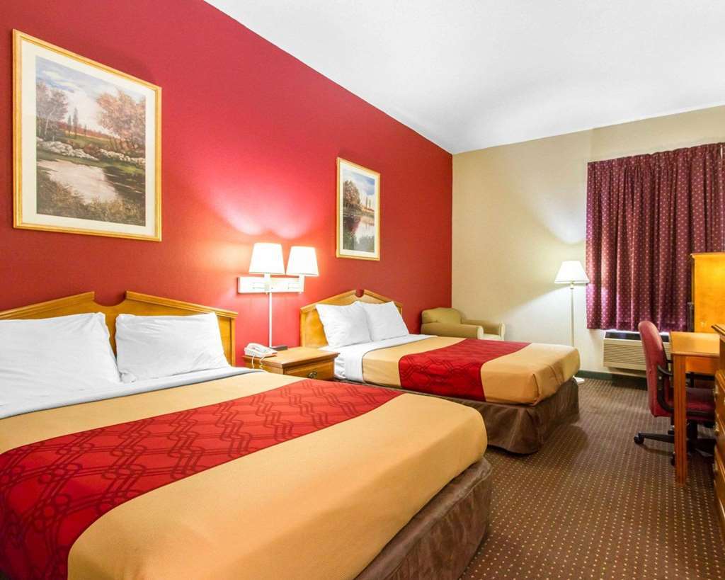 Americas Best Value Inn Opelika Quarto foto
