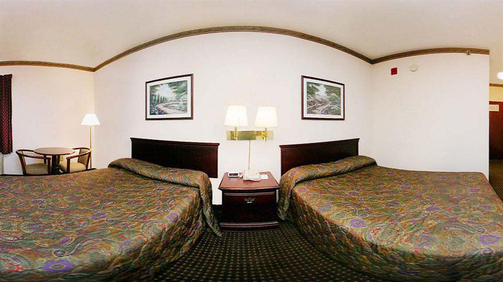 Americas Best Value Inn Opelika Exterior foto
